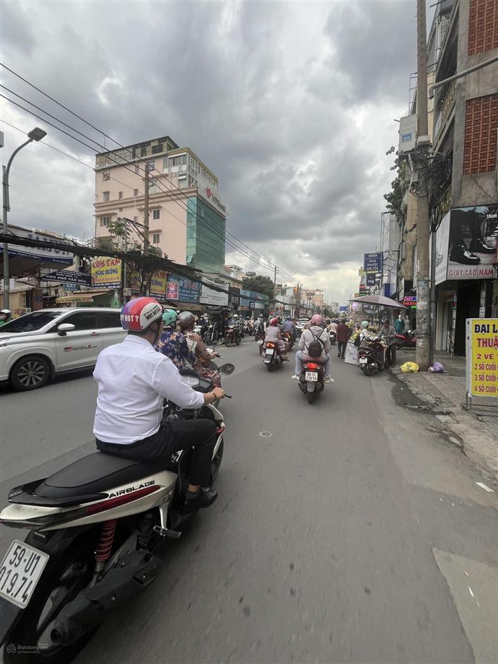 3 lầu hxh 4x16 cách mạng tháng 8 quận 10 giá cực rẻ