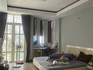 Tin thật 100%, bán gấp nhà sát mặt tiền huỳnh văn bánh, phú nhuận  4,2x14m  4 tầng  chỉ 10 tỷ tl
