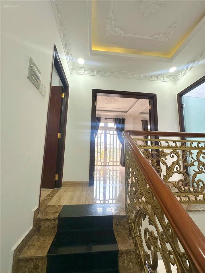 Bán nhà đường lý tự trọng, p. bến thành, q.1 giá 25 tỷ 4x20m, nhà 3 lầu, 0941 732 *** cherry