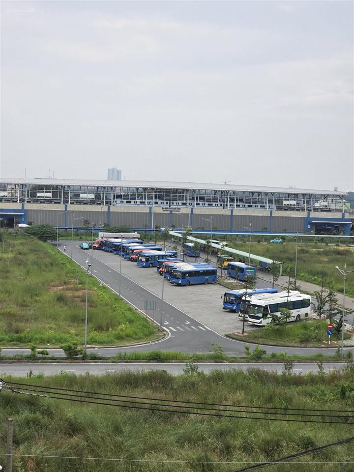 Bán tòa nhà 7 tầng ngay bến xe miền đông mới
mặt tiền hoàng hữu nam trung tâm thủ đức