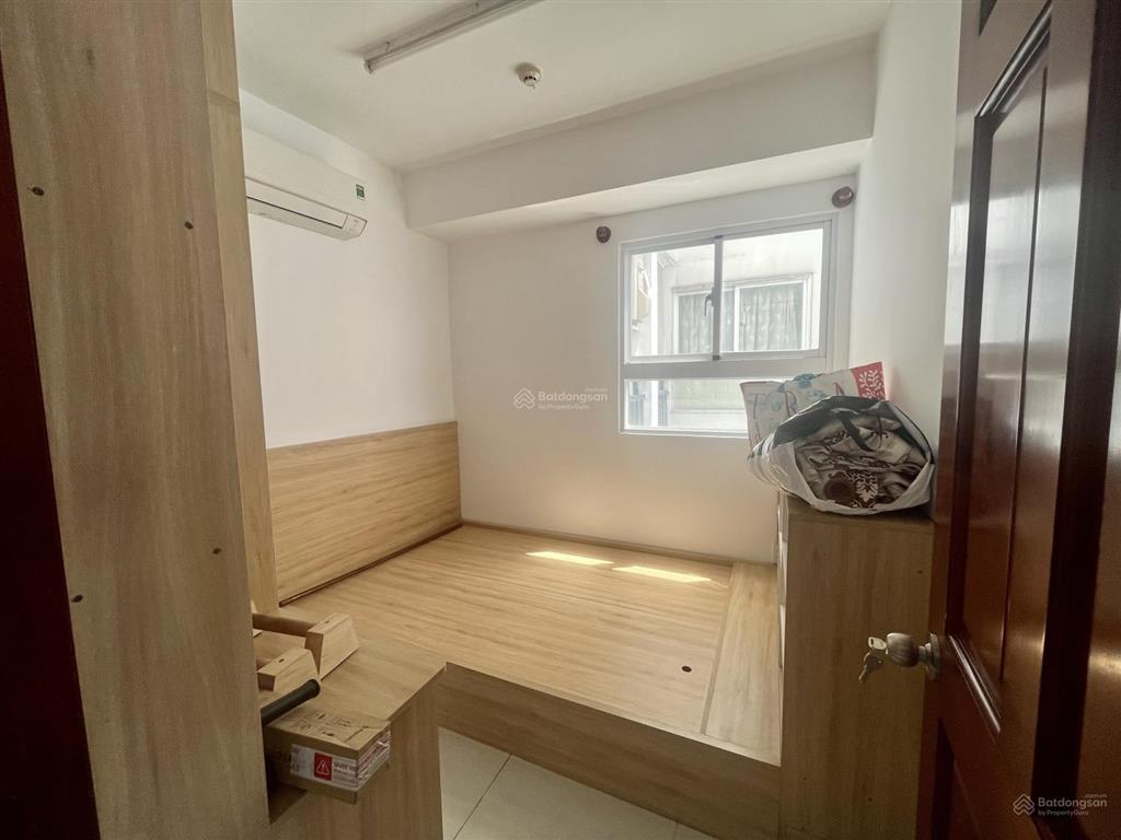 Căn hộ 8x plus 2pn 2wc, tầng đẹp, sổ hồng riêng, có nội thất, hỗ trợ vay 70%