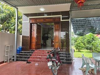Nhà đẹp, 1trệt, 1 lầu, st, ấp 1, xã tân trạch, cần đước, long an (sổ hồng có 330,4m2 đất thổ cư)