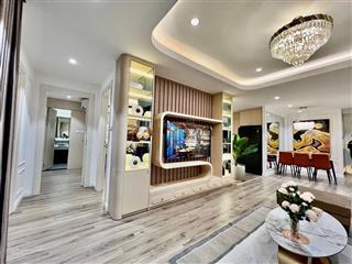 Chính chủ cần bán căn hộ 70m2  2 phòng ngủ  nhà đẹp  tập thể dầu khí láng hạ
