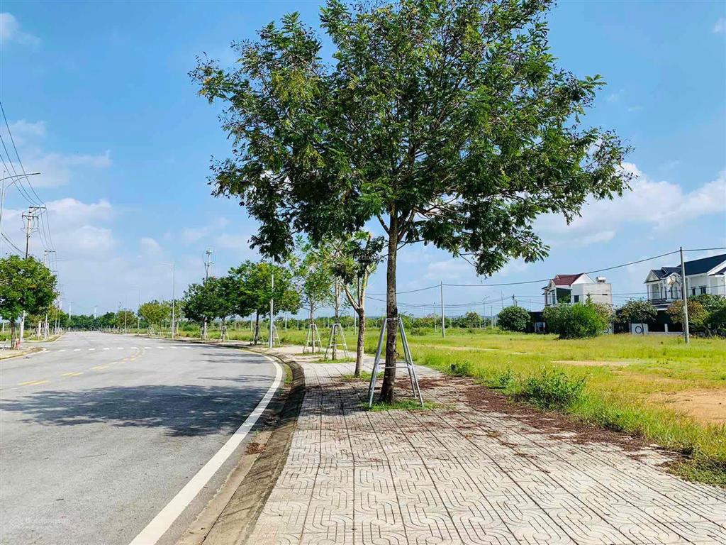 Bán lô đất mặt tiền kinh doanh đường 25m khu hỗn hợp vsip quảng ngãi | giá chỉ 18 triệu/m2