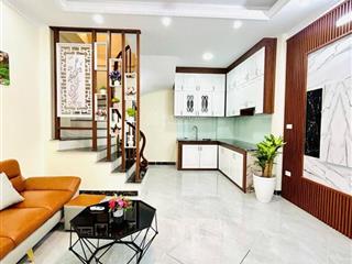 Bán nhà phố thanh lân lĩnh nam  hoàng mai  sổ riêng 32m 5 tầng mới tinh full nội thất giá 6,8 tỷ