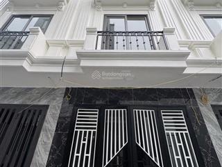 Bán nhà mới tinh  phố nam dư  tây trà  lĩnh nam hoàng mai  sổ riêng 32m2 5 tầng 6,8 tỷ