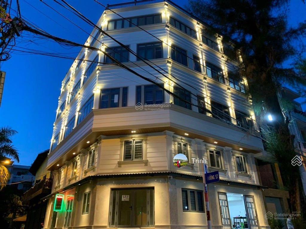 Chuyên bán tòa nhà căn hộ dịch vụ khu vực quận 7 giá từ 20 tỷ đến 100 tỷ. bấm để xem
