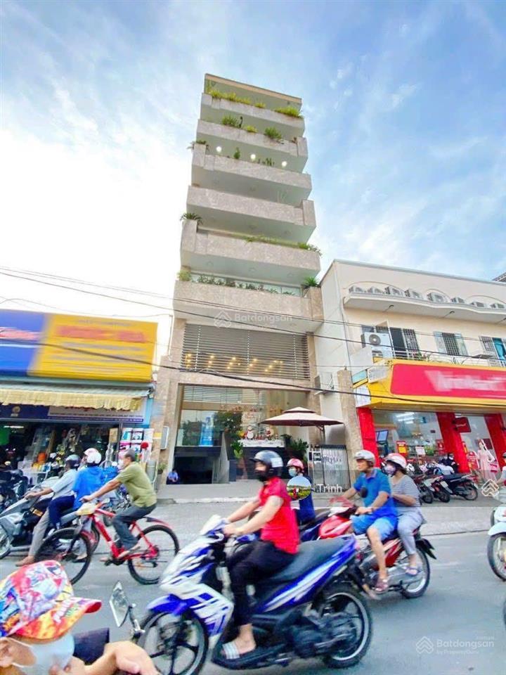 Chuyên bán tòa nhà căn hộ dịch vụ khu vực quận 7 giá từ 20 tỷ đến 100 tỷ. bấm để xem