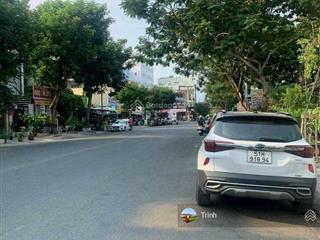Hàng hiếm  nhà mới đẹp cao cấp  dt 6x18m, 5 tầng thang máy  kdc tân quy đông  q7