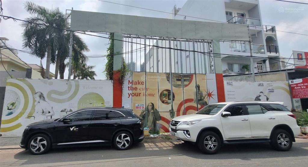 Bán đất trung tâm quận 7, dt  16x40m  hẻm xe hơi  gpxd hầm + 7 lầu