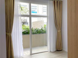 Bán căn hộ ot sắp ra sổ lâu dài sunrise city north 37m2 giá 3 tỷ có ban công rộng nhìn ra sân vườn