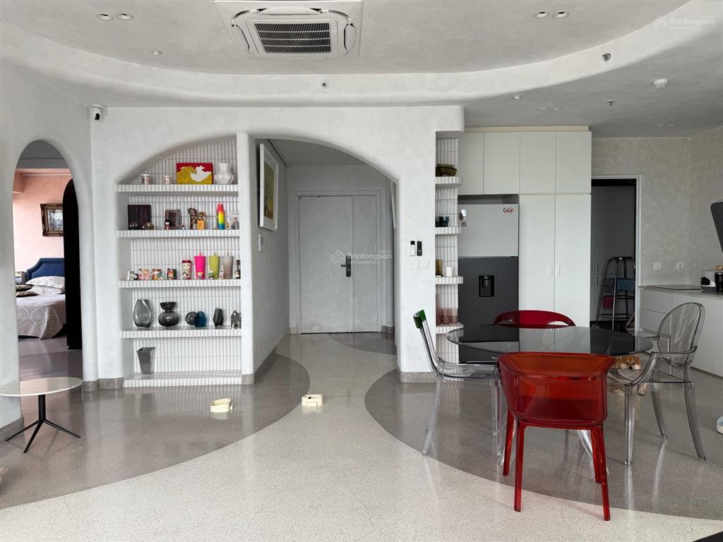 Bán căn hộ tâm huyết sunrise city south 100m2 giá 8.6 tỷ lầu cao có sổ