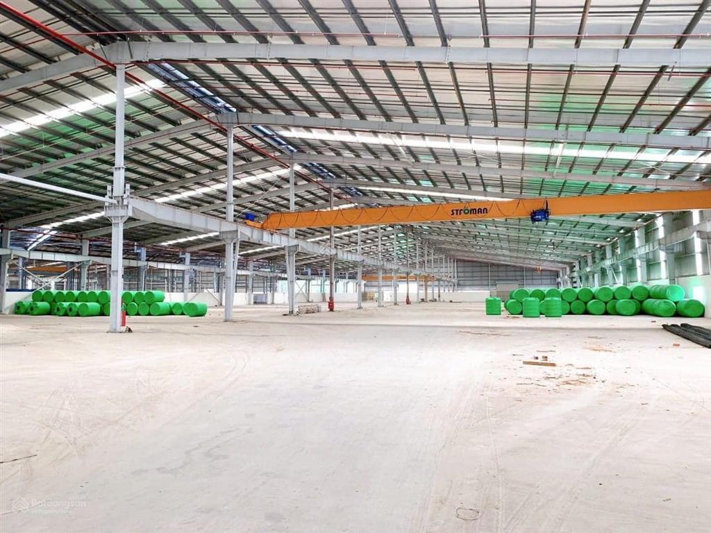 Cần cho thuê kho xưởng 10.400m2 trong kcn tân bình, quận tân phú, tp. hcm