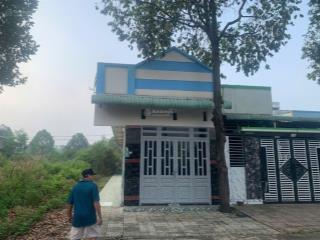 Cần bán nhanh dãy trọ gd xây đẹp tại khu đô thị mỹ phước 3 bến cát bình dương.  0937 948 ***