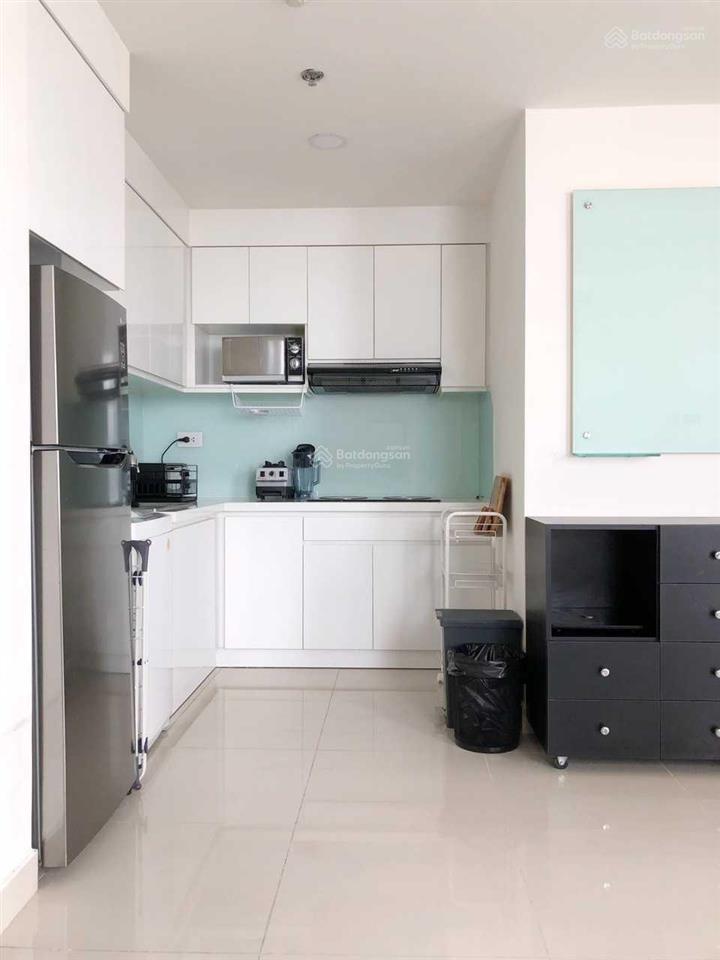 1 phòng ngủ 1 toilet  the tresor  full nội thất  16,5 triệu. xem nhà gọi 0939 609 ***
