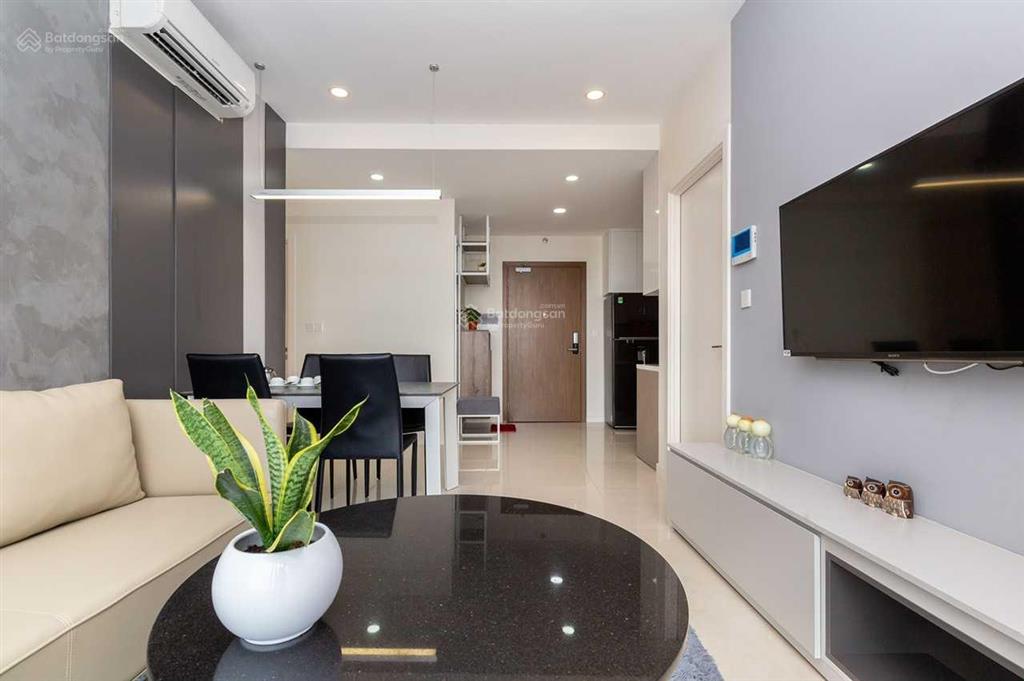 2 phòng ngủ  masteri millennium  full nội thất  ở ngay  20 triệu. gọi 0939 609 *** xem nhà