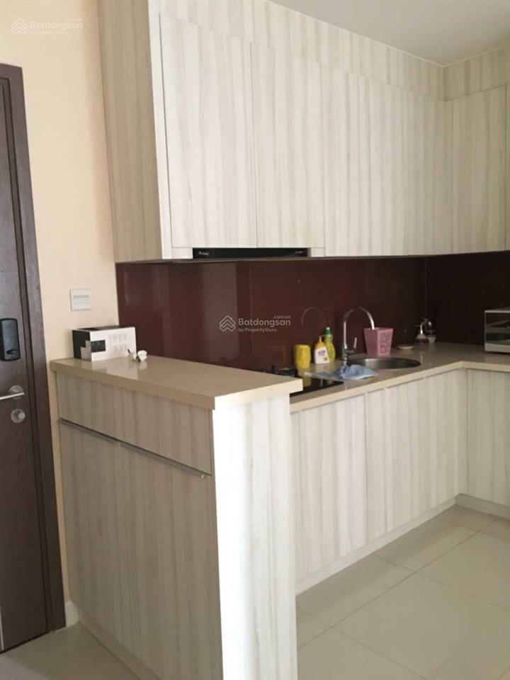 Icon 56. cho thuê 1 phòng ngủ 1 toilet  50m2 full nội thất  15 tr. xem nhà ngay. gọi 0939 609 ***