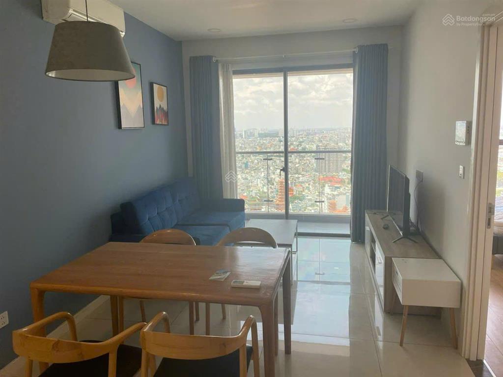 20 triệu  masteri millennium  2 phòng ngủ 2 toilet  74m2  full nội thất. xem nhà 0939 609 ***