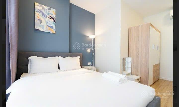 20 triệu  masteri millennium  2 phòng ngủ 2 toilet  74m2  full nội thất. xem nhà 0939 609 ***