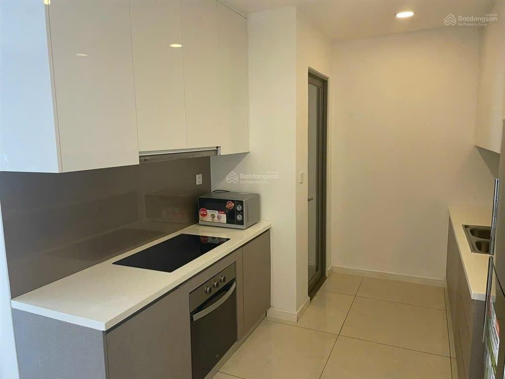 20 triệu  masteri millennium  2 phòng ngủ 2 toilet  74m2  full nội thất. xem nhà 0939 609 ***