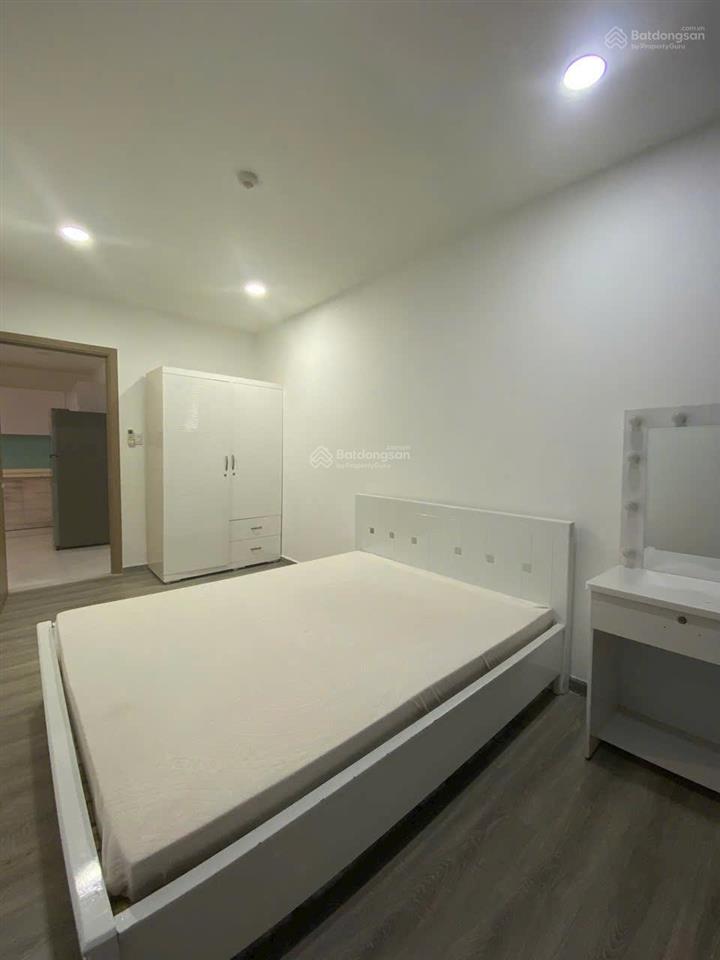 2 phòng ngủ 2 toilet  riva park  full nội thất  15 triệu. xem nhà gọi 0939 609 ***