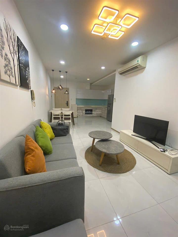2 phòng ngủ 2 toilet  riva park  full nội thất  15 triệu. xem nhà gọi 0939 609 ***