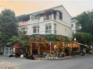 Bán nhanh biệt thự mỹ thái 2. căn góc đẹp. giá 55 tỷ tl chốt nhanh. 2 mặt tiền ở và kinh doanh ok