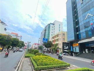 Bán nhà hxh khu phan xích long, phú nhuận  5 tầng  5m x 12m chỉ 7.8 tỷ