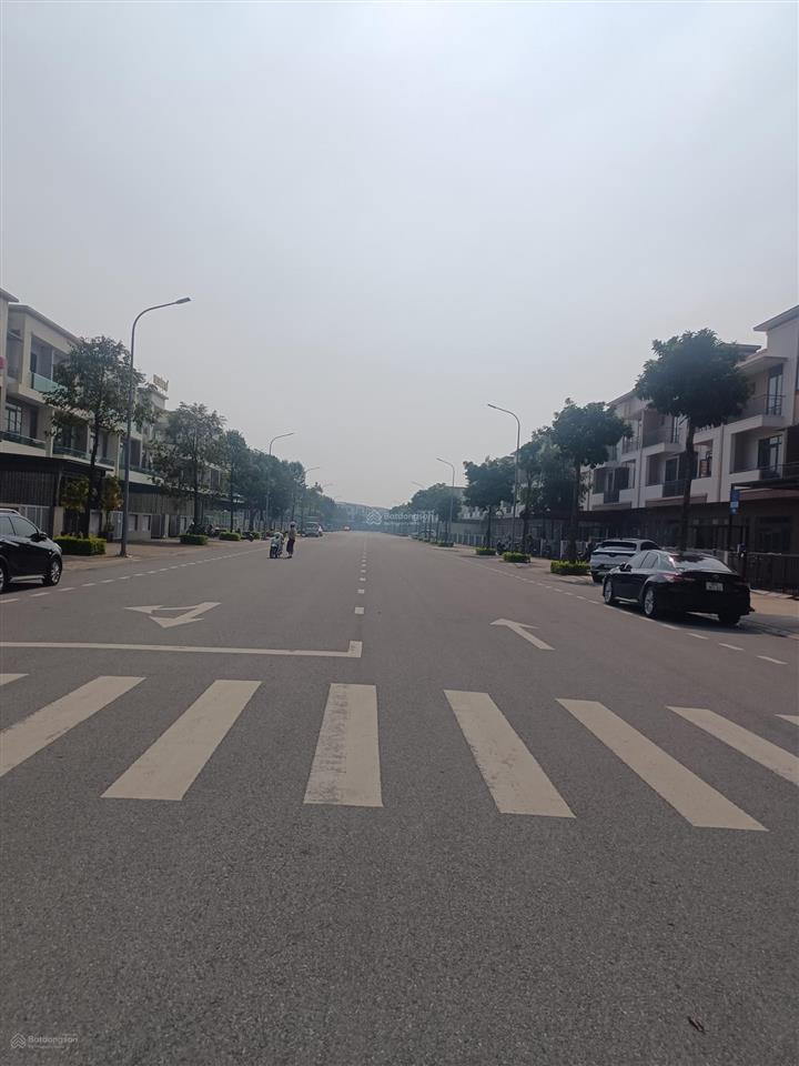 Bán shophouse 120m2 trên phố đi bộ 26m, kinh doanh cho thuê được ngay.