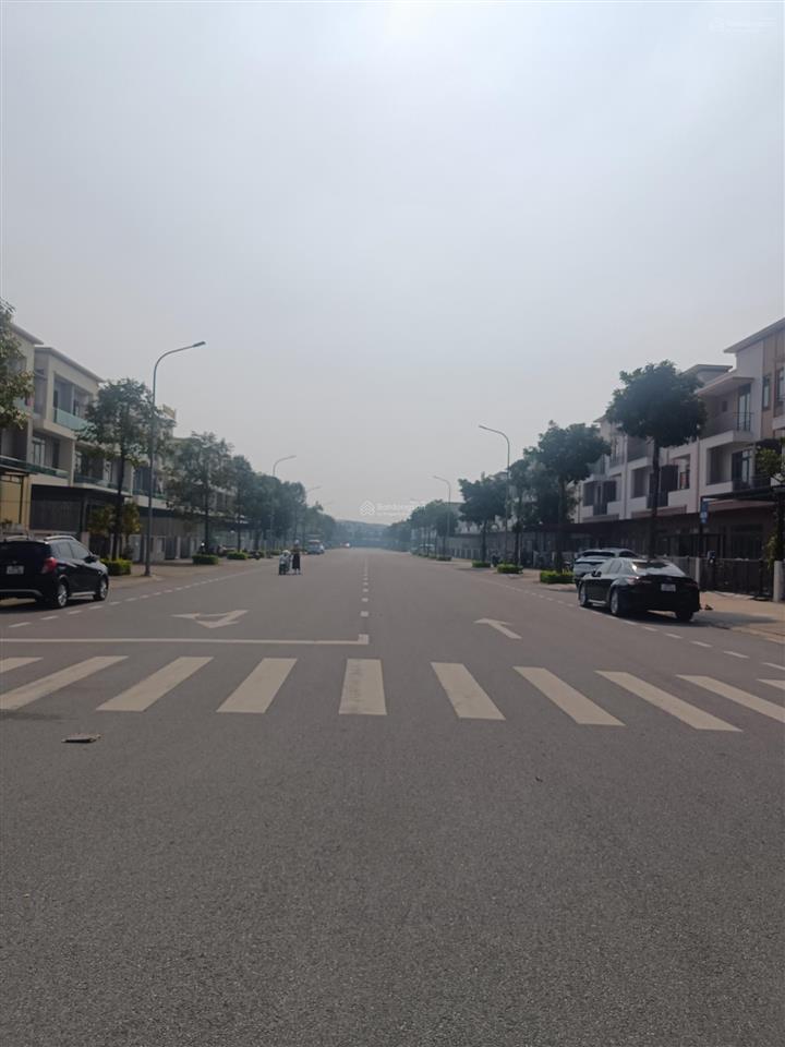 Bán shophouse 120m2 trên phố đi bộ 26m, kinh doanh cho thuê được ngay.