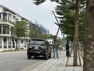 Bán shophouse hoàn thiện đẹp trong khu đô thị singapore, đang cho thuê 16tr/ tháng