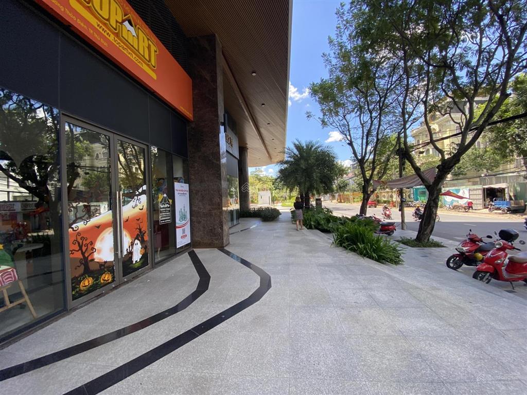 Bán shophouse thảo điền green, diện tích 54m2, có sẵn hợp đồng thuê 36,8 triệu/tháng