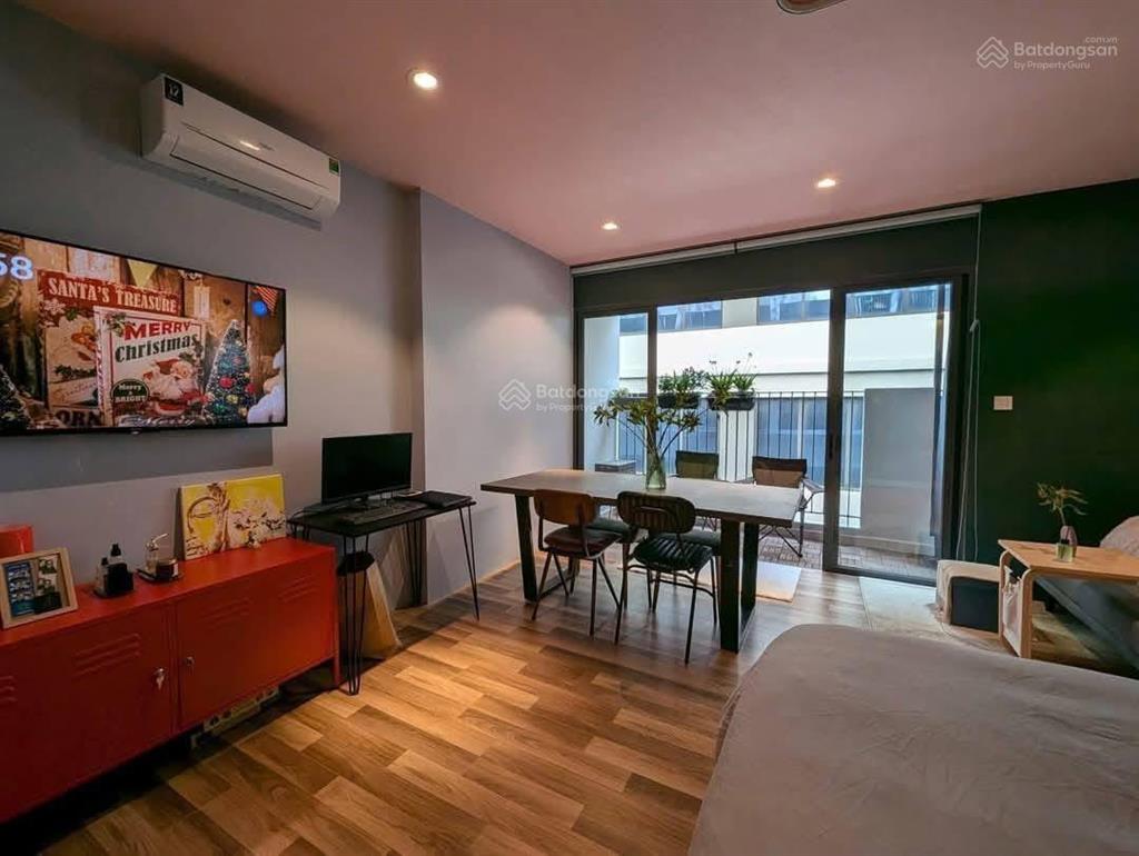 5 phút q1! studio đẹp ban công thoáng full nội thất