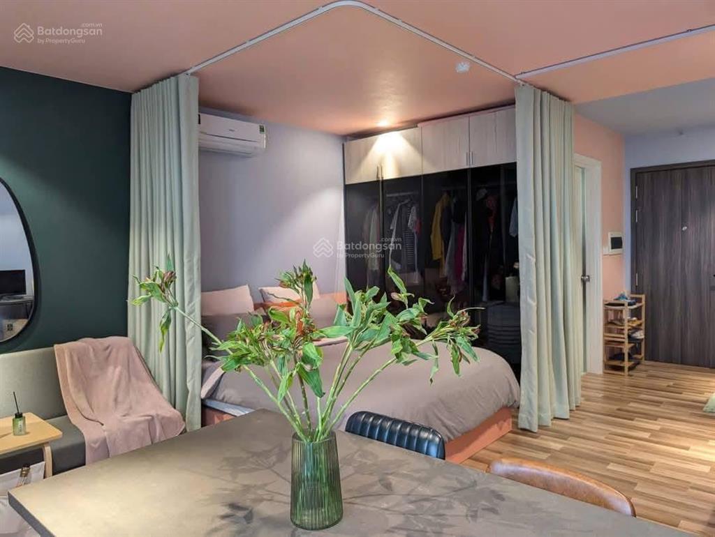 5 phút q1! studio đẹp ban công thoáng full nội thất