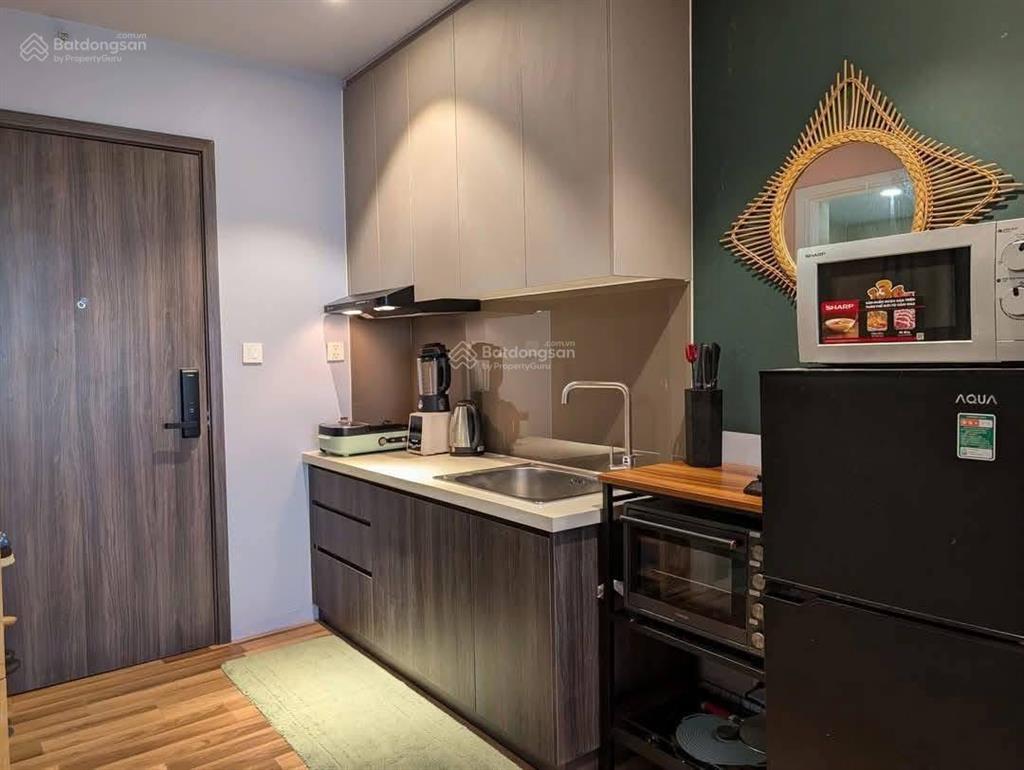 5 phút q1! studio đẹp ban công thoáng full nội thất