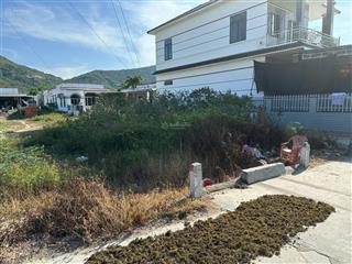 Bán nhanh 2 lô đất nền full thổ cư thôn đông, phường đông ninh hòa đường ô tô tránh nhau