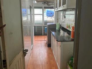 Cho thuê căn hộ Tập thể E3 Phương Mai 55m2, 2 ngủ, 6.5 triệu vào ở ngay