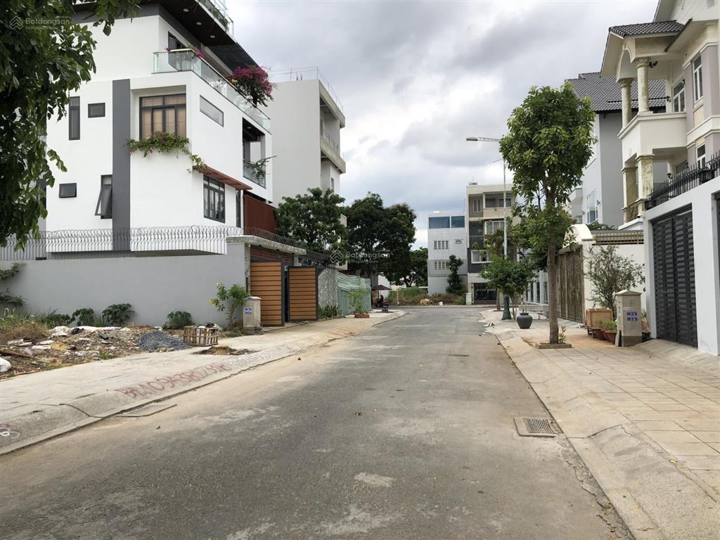 Bán đất nền sổ đỏ tại kdc đông thủ thiêm, 252 m2