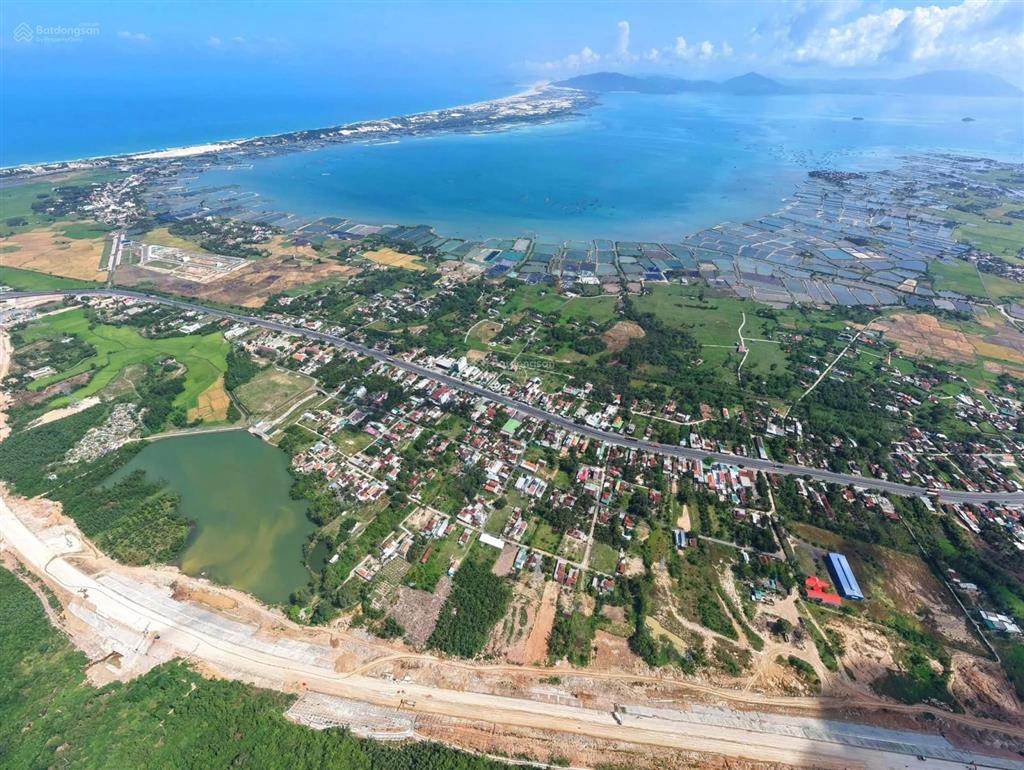 Đất mặt tiền ql1a  xã vạn thắng  vịnh vân phong