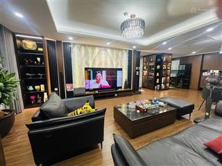 Udic westlake bán căn góc 3pn 148m2/view cv 25ha ciputra/ full đồ cao cấp/ giá 10.6 tỷ (71tr/m2)
