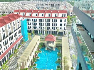 Bán liền kề sunshine golden river  5 tầng diện tích 96.2m2. giá bán 40 tỷ bao phí.  0986 558 ***