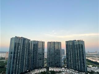 Bán căn 3pn  91m2 tại sunshine city  tầng cao  full đồ  đã có sổ  giá 9.1 tỷ/  0986 558 ***