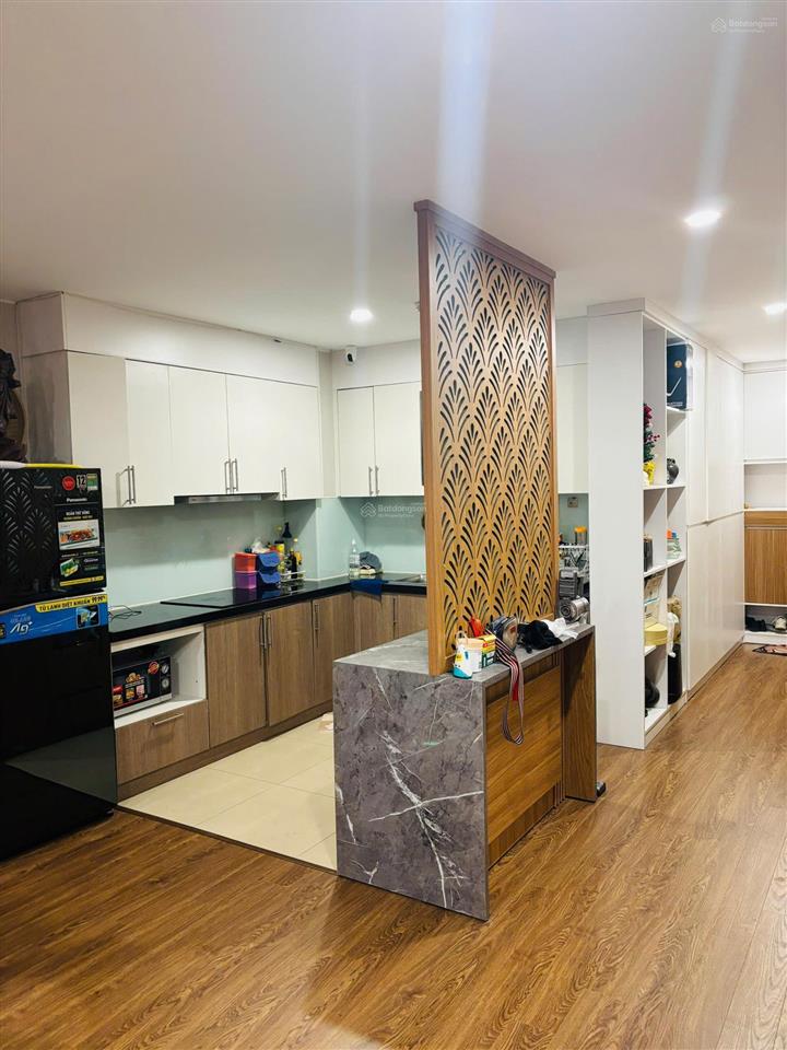 Bán căn góc 2pn/86m2 view cầu nhật tân/ full đồ/ có sổ/ giá 8.680 tỷ bp/  0986 558 ***