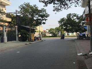 Bán gấp lô đất đẹp ngay ql13, hiệp bình phước, trước đất 8m, view sông, sổ hồng sẵn,giá 3ty2