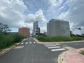 Đất nền vĩnh phú 41, sổ riêng thổ cư 100% khu dân cư hiện hữu, gần chợ bệnh viện an ninh, giá 1ty8