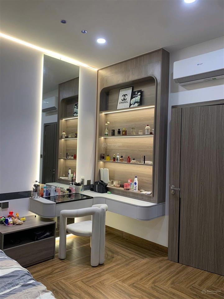 Bán nhà 3 tầng siêu đẹp gần sông khu nam việt á gđ1