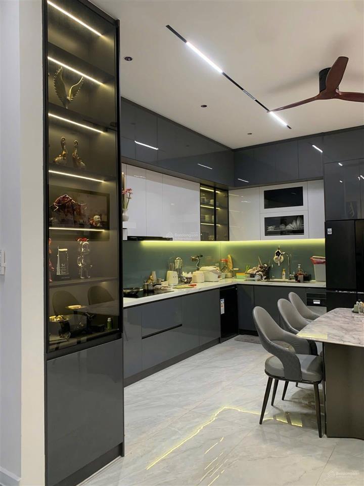 Bán nhà 3 tầng siêu đẹp gần sông khu nam việt á gđ1