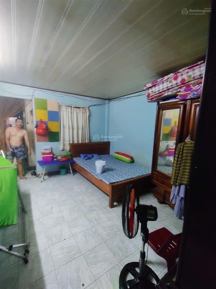 Nhà gần biển 600m. giá tốt duy nhất mặt đường dã tượng 20m, đối diện công viên, phường nha trang