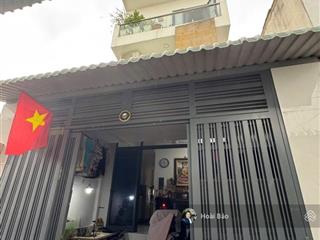 Nhà 3 tầng (75m² ngang khủng 5x15  6pn  3tolet  2 bếp),hơn 5tỷ ,giáp võ văn kiệt,pháp lý chuẩn