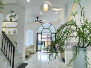 Bt chỉ 4 tỷ  (nhà 2 tầng  ngang 5x13 , 4pn )